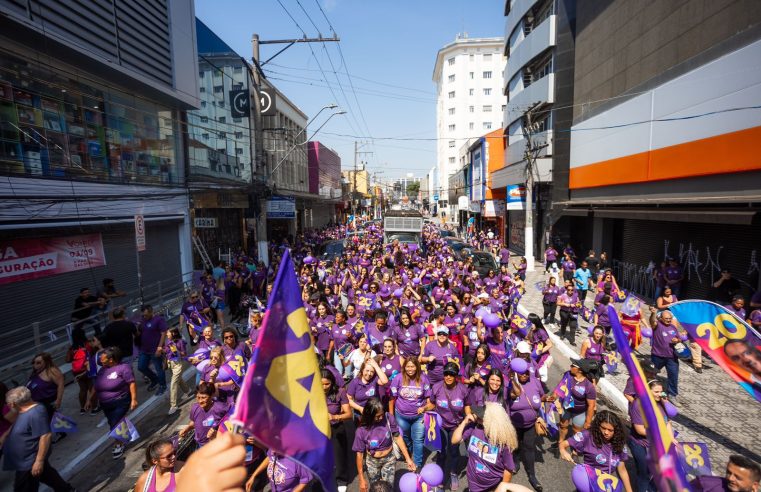 MARCELO LIMA RECEBE APOIO DE MAIS DE 3 MIL MULHERES EM CAMINHADA NO CENTRO DE SÃO BERNARDO