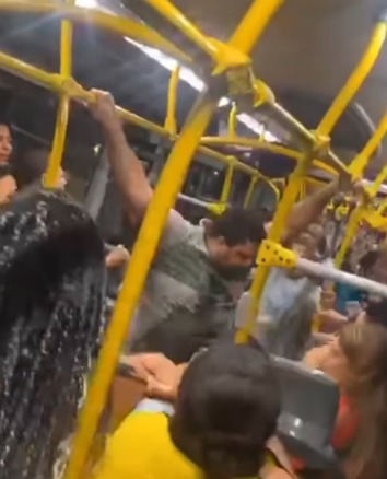 NOVAS IMAGENS MOSTRAM AGRESSÃO DE HOMEM CONTRA MULHER EM ÔNIBUS DE SANTO ANDRÉ