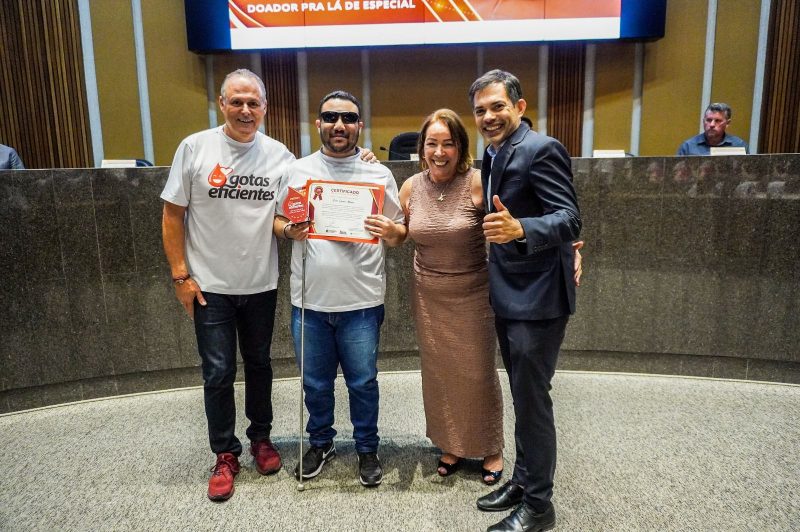 SESSÃO SOLENE &#8220;GOTAS EFICIENTES&#8221; HOMENAGEIA DOADORES DE SANGUE EM SÃO BERNARDO