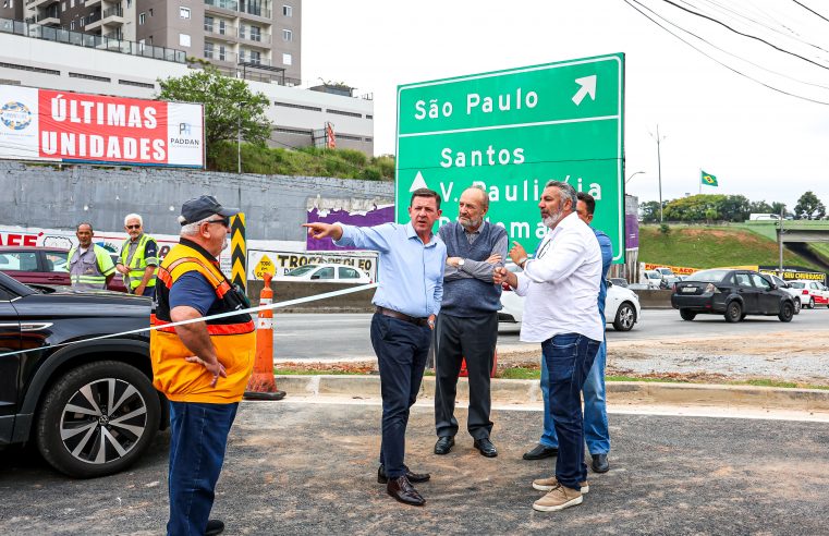 PREFEITO ORLANDO MORANDO INAUGURA NOVO ACESSO AO KM 16 DA ANCHIETA