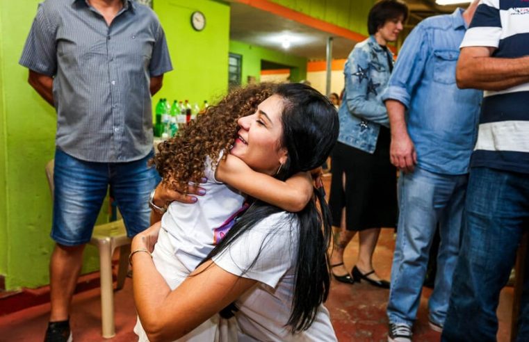 FLÁVIA MORANDO PLANEJA CARTÃO MERENDA DE R$ 100 PARA ALUNOS DA REDE MUNICIPAL
