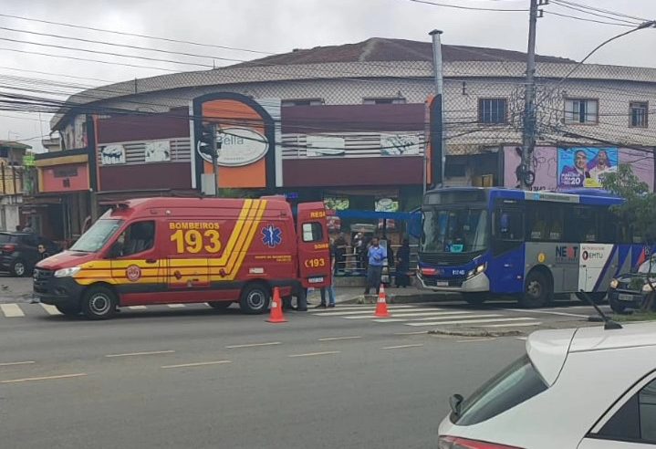 RESGATE É ACIONADO APÓS MULHER SOFRER QUEDA EM ÔNIBUS NA ESTRADA DOS CASA