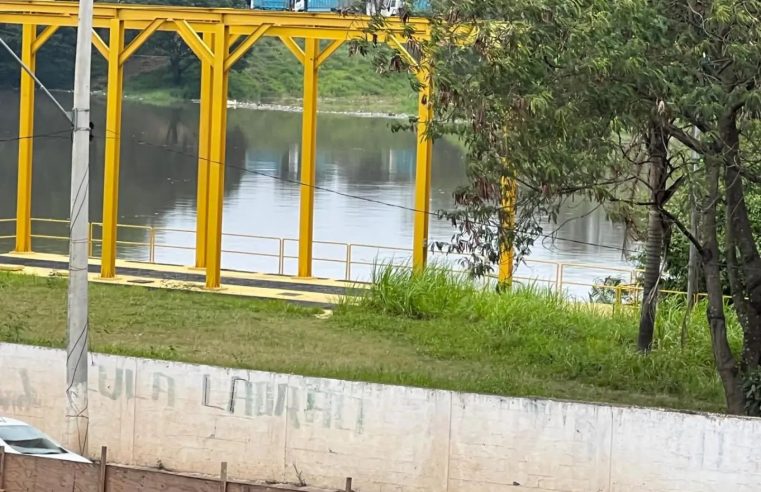 PISCINÃO DA PAULICÉIA, SOB RESPONSABILIDADE DO ESTADO, ESTÁ CHEIO E PREOCUPA MORADORES; BOMBA NÃO FUNCIONA