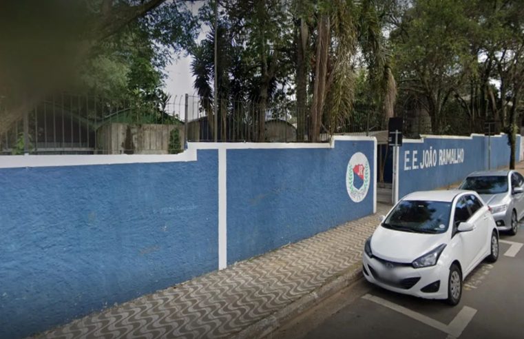 APÓS BRIGAS E BULLYING, ALUNOS DA ESCOLA ESTADUAL JOÃO RAMALHO DE SBC RELATAM MAIS PROBLEMA: AUSÊNCIA DE LUZ NA SALA DE AULA