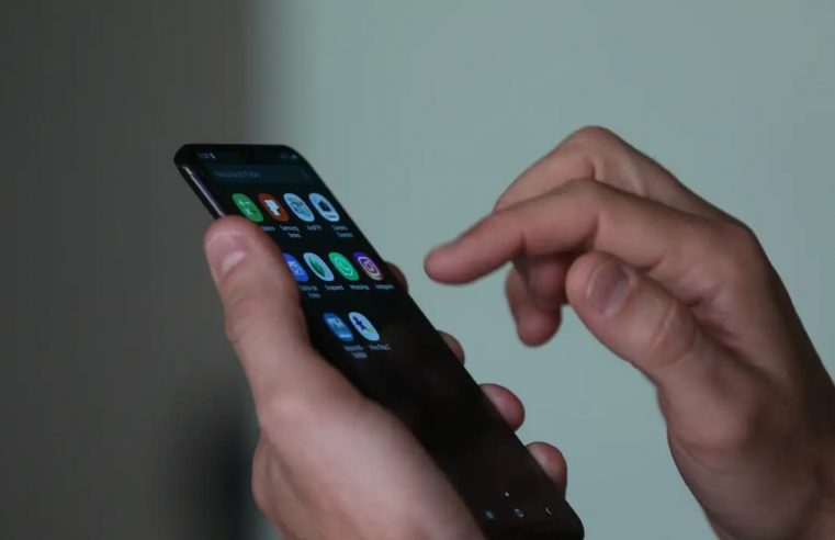 IPHONE É FURTADO DURANTE ENTREGA NO UBER FLASH EM SÃO BERNARDO E MOTORISTA AINDA PEDE SENHA DO ICLOUD