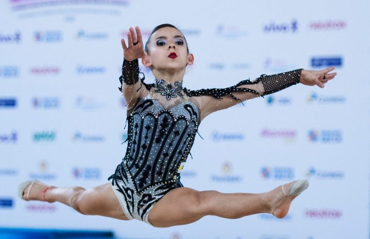 CAMPEÃ BRASILEIRA DE GINÁSTICA RÍTMICA DE SÃO BERNARDO BUSCA APOIO PARA CONTINUAR REALIZANDO SEU SONHO