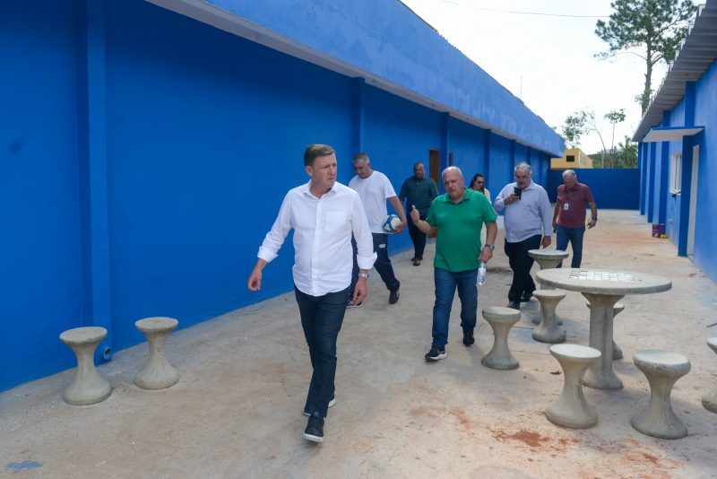 PREFEITO ORLANDO MORANDO VISTORIA ETAPA FINAL DE OBRAS DO CAMPO DE FUTEBOL DO NOVA PETRÓPOLIS