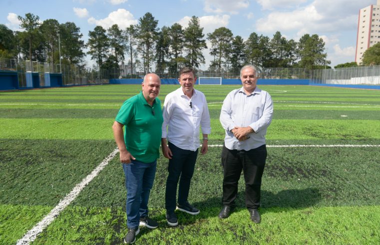 PREFEITO ORLANDO MORANDO VISTORIA ETAPA FINAL DE OBRAS DO CAMPO DE FUTEBOL DO NOVA PETRÓPOLIS