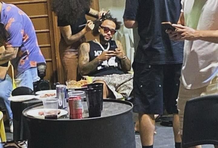 MEMPHIS DEPAY EM SANTO ANDRÉ; ASTRO DO FUTEBOL VOLTA AO ABC E ENLOUQUECE FÃS