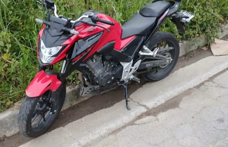 MOTO ROUBADA EM FRENTE À DROGARIA É ENCONTRADA ABANDONADA EM MAUÁ