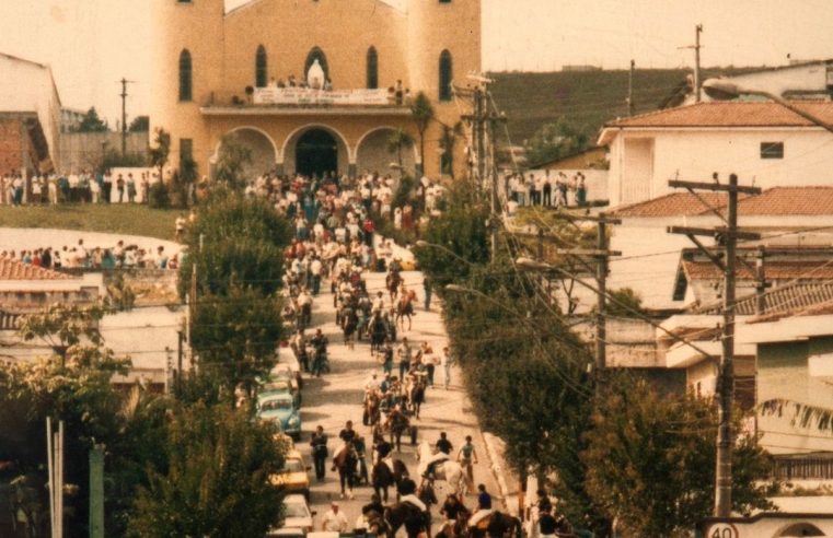 A HISTÓRIA DA IGREJA SANTA MARIA NO BAIRRO DEMARCHI