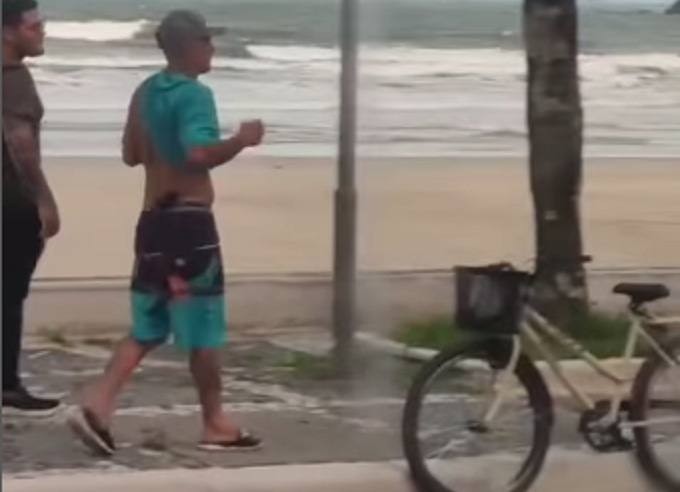 GCM DE GUARUJÁ IMPEDE ASSALT0 NA PRAIA DAS ASTÚRIAS