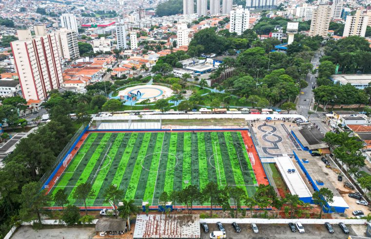 NO NOVA PETRÓPOLIS, PREFEITO ORLANDO MORANDO ENTREGA A MODERNIZAÇÃO DO 12º CAMPO DE FUTEBOL DA CIDADE