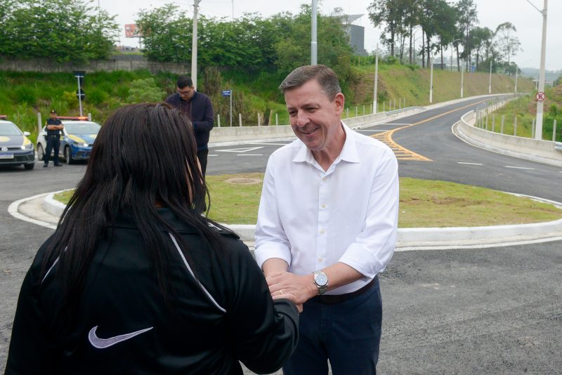 PREFEITO ORLANDO MORANDO ENTREGA NOVO VIÁRIO NO JARDIM DAS ORQUÍDEAS COM ACESSO À IMIGRANTES E AO RODOANEL