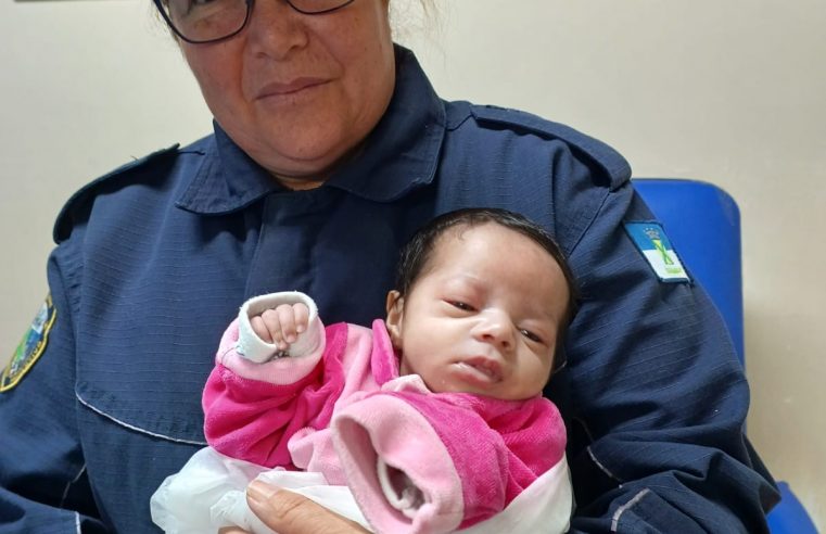 GCM DE SANTO ANDRÉ SALVA BEBÊ ENGASGADA