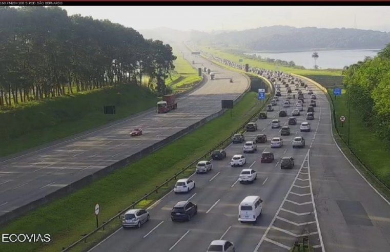SISTEMA ANCHIETA-IMIGRANTES TERÁ ATÉ 423 MIL VEÍCULOS NO NATAL E 875 MIL NO ANO NOVO