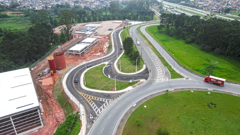 PREFEITO ORLANDO MORANDO ENTREGA NOVO VIÁRIO NO JARDIM DAS ORQUÍDEAS COM ACESSO À IMIGRANTES E AO RODOANEL