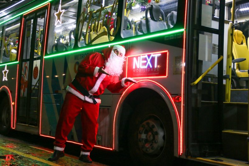 ÔNIBUS DE NATAL DO CORREDOR ABD JÁ ESTÁ CIRCULANDO