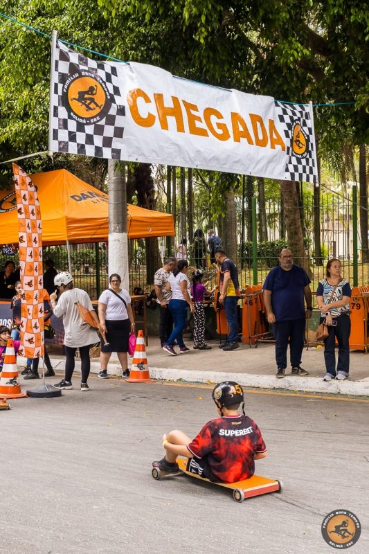 COM MÚSICA AO VIVO E FOOD TRUCK, ÚLTIMO ENCONTRO DE ROLIMÃ DE 2024 ACONTECE DIA 8 AO LADO DO POLIESPORTIVO