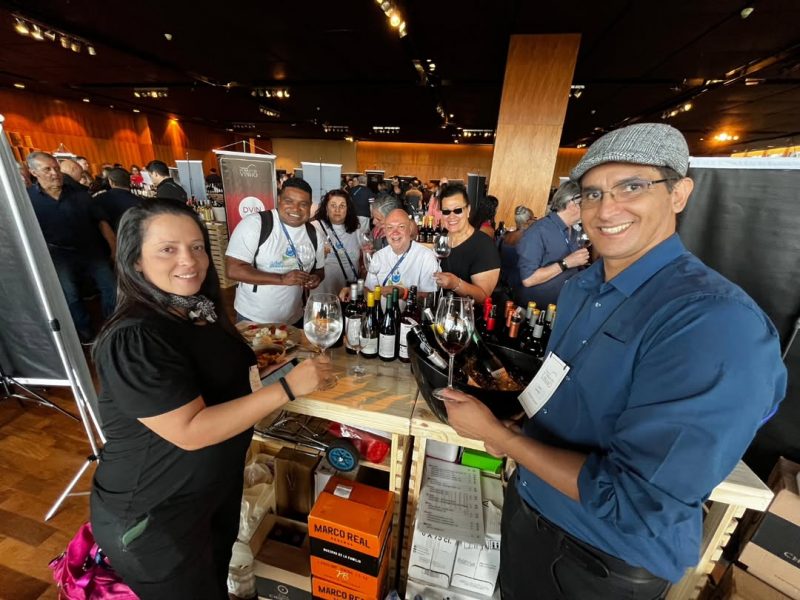 ONG DE SÃO BERNARDO PROMOVE EXPERIÊNCIA SENSORIAL ÚNICA PARA PESSOAS COM DEFICIÊNCIA VISUAL