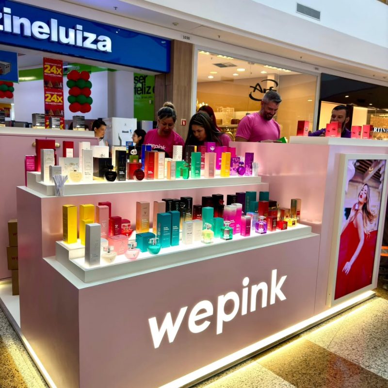SÃO BERNARDO PLAZA INAUGURA PRIMEIRO QUIOSQUE WEPINK DA INFLUENCIADORA VIRGÍNIA FONSECA NA CIDADE