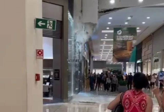 VÍDEO: PARTE DO TETO DO SHOPPING CENTER NORTE DESABA NA CAPITAL