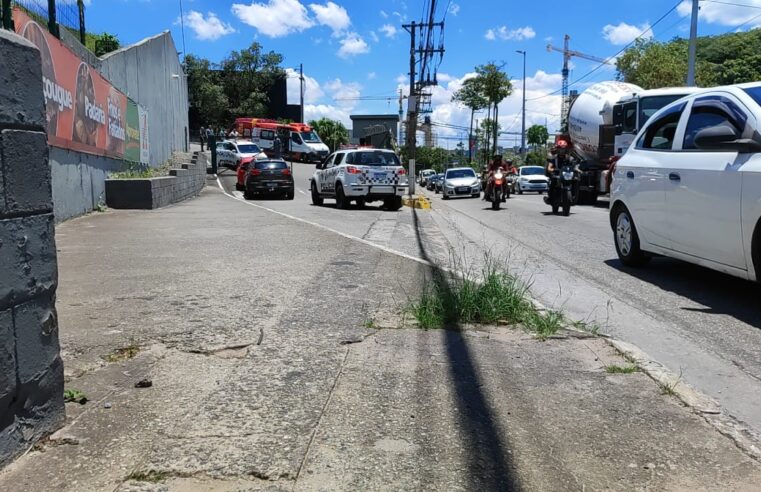 HOMEM DE SOFRE FORTE DESCARGA ELÉTRICA AO TENTAR FURTAR FIOS NO ATACADÃO DA PIRAPORINHA