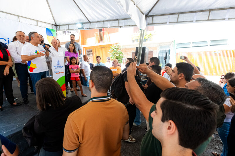PREFEITO MARCELO LIMA AUTORIZA PAVIMENTAÇÃO E MELHORIAS NO SANEAMENTO DA VILA SÃO PEDRO