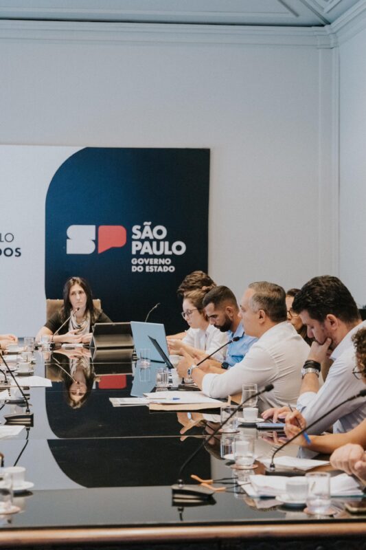 PREFEITO MARCELO LIMA DISCUTE INVESTIMENTOS DO ESTADO PARA COMBATER ENCHENTES E APRIMORAR GESTÃO DE RESÍDUOS