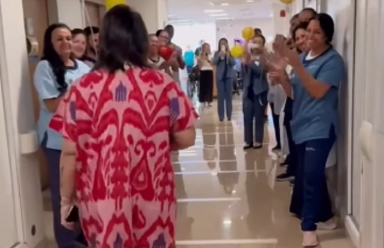 APÓS QUASE DOIS MESES INTERNADA, PRETA GIL RECEBE ALTA HOSPITALAR