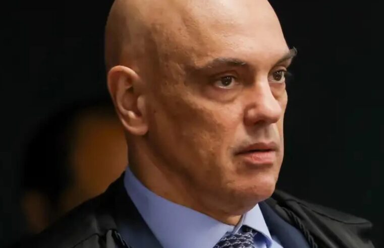ALEXANDRE DE MORAES PERMITE INVOCAÇÃO A DEUS NA CÂMARA DE SÃO BERNARDO