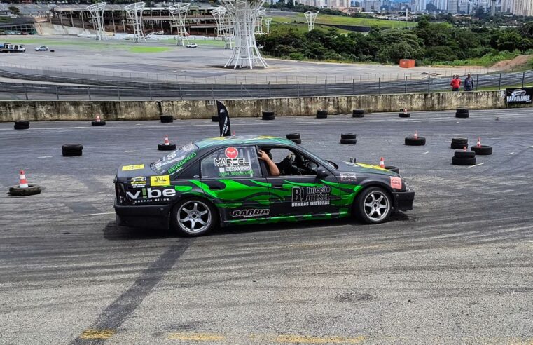 DRIFT E ADRENALINA DAS CARONAS RADICAIS TOMAM CONTA DO BANDOLEROS DRIFT FESTIVAL EM INTERLAGOS