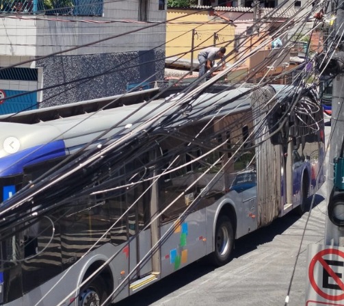 FIOS BAIXOS CAUSAM TRANSTORNOS A MOTORISTAS DE SÃO BERNARDO