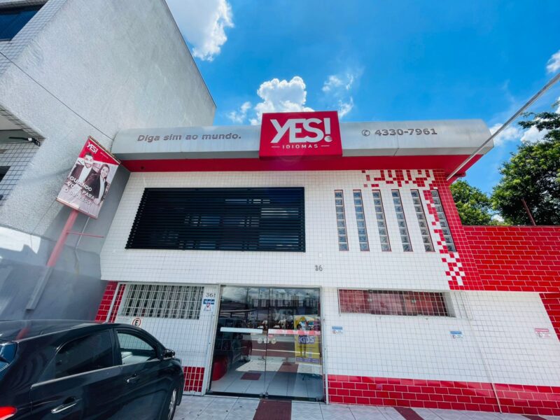 ESTUDANTES PAGAM MEIA EM CURSOS DE INGLÊS E ESPANHOL EM ESCOLA DE IDIOMAS NO ABC