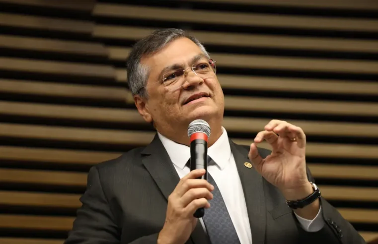 FLÁVIO DINO VOTA PELA CASSAÇÃO DA DEPUTADA CARLA ZAMBELLI