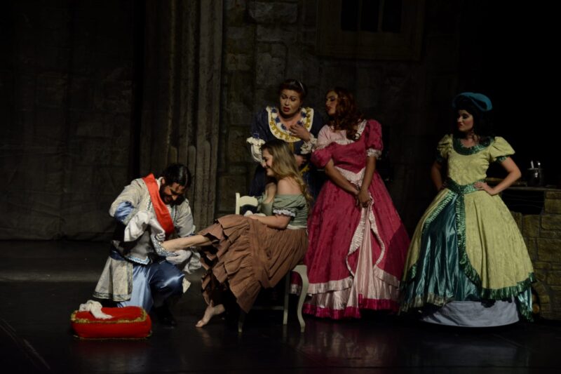 TEATRO MUNICIPAL DE SANTO ANDRÉ RECEBE DOIS ESPETÁCULOS NESTE DOMINGO