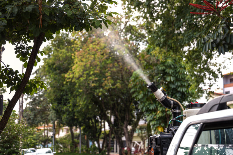 PREFEITURA REALIZA NEBULIZAÇÃO PARA COMBATER A DENGUE EM SÃO CAETANO