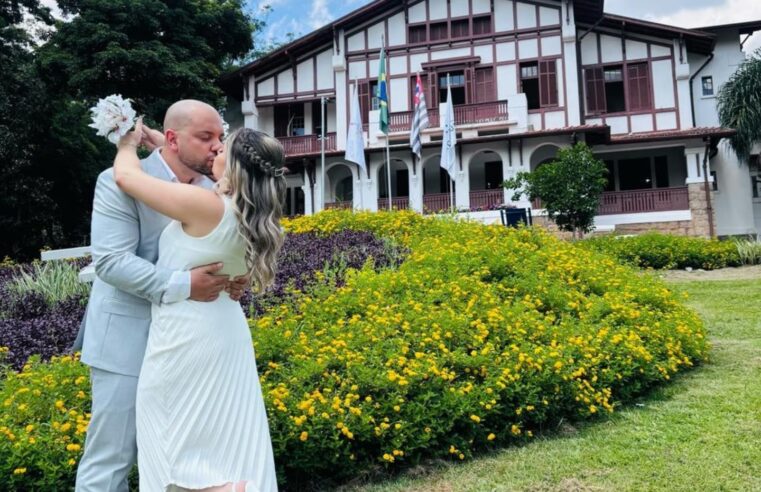 SEGUIDORA CELEBRA CASAMENTO E ETERNIZA DATA COM LINDAS FOTOS NA CHÁCARA SILVESTRE