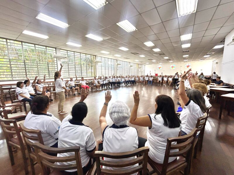 AULÃO ESPECIAL DA UNIMAIS PROMOVE SAÚDE E BEM-ESTAR PARA IDOSOS DE SÃO CAETANO