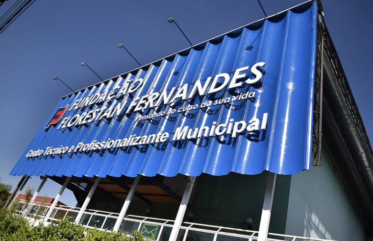 FLORESTAN FERNANDES ABRE INSCRIÇÃO PARA CURSOS PROFISSIONALIZANTES DA ÁREA DE BELEZA