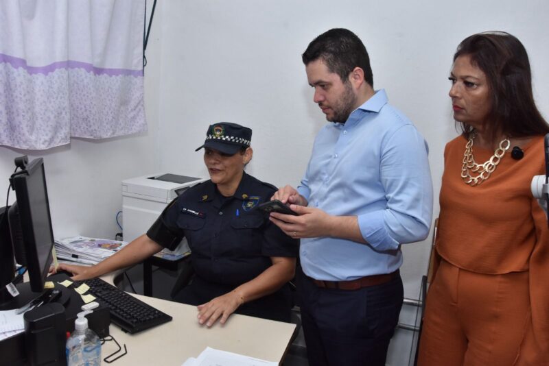 PREFEITURA DE SANTO ANDRÉ ENTREGA NOVA VIATURA PARA PATRULHA MARIA DA PENHA