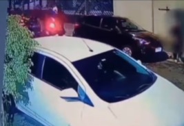 VÍDEO REGISTRA ROUBO DE MOTO NO IRAJÁ, MORADORES FALAM EM ARRASTÃO NO BAIRRO