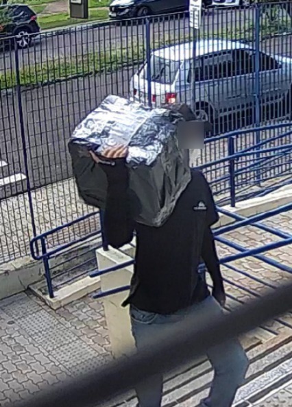 HOMEM É PRESO POR ENVIAR DROGAS ESCONDIDAS EM POTES DE DOCE PELOS CORREIOS NO INTERIOR DE SP