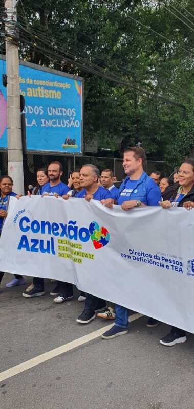 CAMINHADA CONEXÃO AZUL REÚNE 1.300 PESSOAS EM SÃO BERNARDO PELO AUTISMO