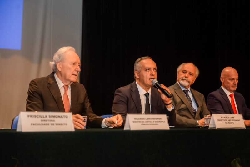 EM SÃO BERNARDO, MINISTRO RICARDO LEWANDOWSKI DISCUTE PEC DA SEGURANÇA DURANTE AULA MAGNA 