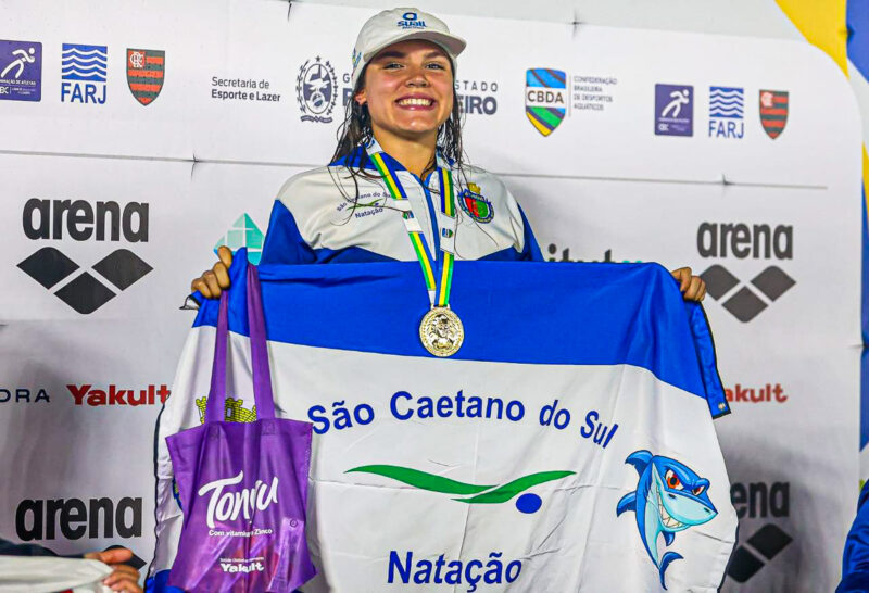 ANA JULIA AMARAL, DE SÃO CAETANO, É OURO NO TROFÉU MARIA LENK DE NATAÇÃO E GARANTE VAGA NO MUNDIAL JUVENIL DA ROMÊNIA