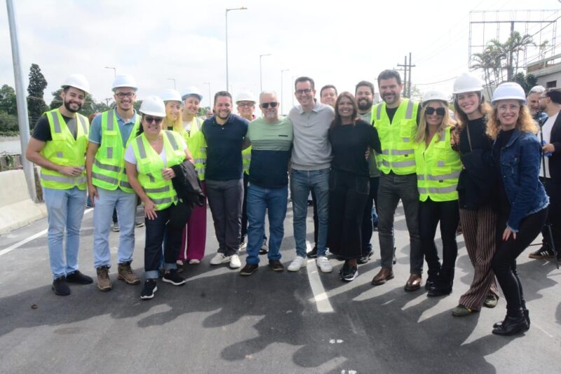SANTO ANDRÉ LIBERA SEGUNDO VIADUTO DO COMPLEXO VIÁRIO SANTA TERESINHA