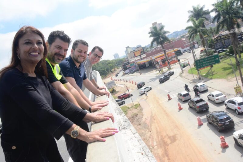 SANTO ANDRÉ LIBERA SEGUNDO VIADUTO DO COMPLEXO VIÁRIO SANTA TERESINHA