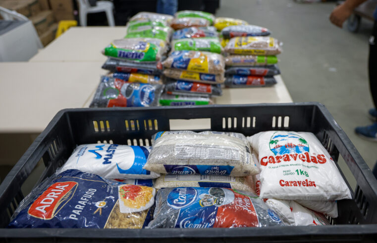 SHOW DO PADRE FÁBIO DE MELO E UP!ABC ARRECADAM MAIS DE 6 TONELADAS DE ALIMENTOS EM SÃO CAETANO