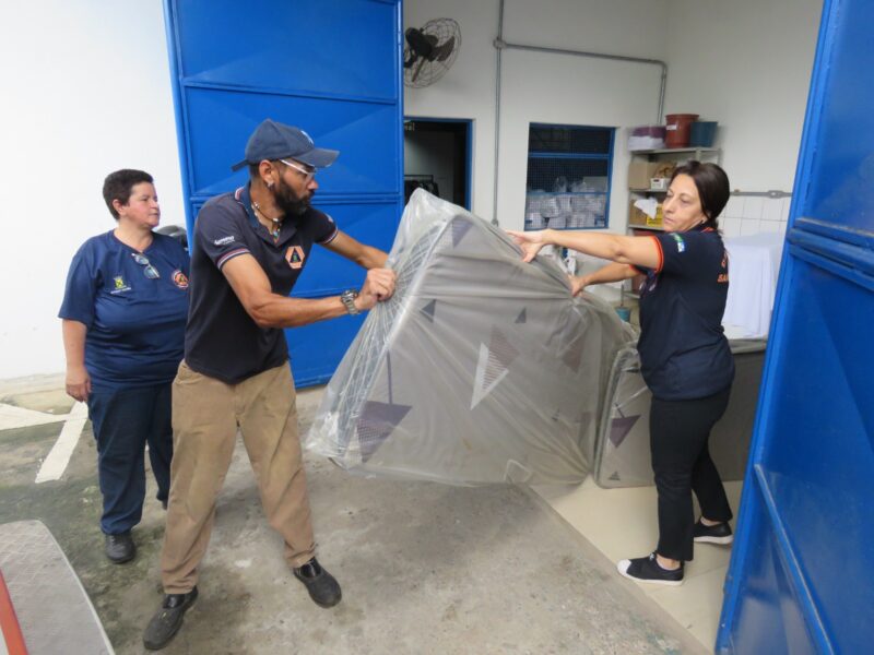 DEFESA CIVIL DE SANTO ANDRÉ PRESTA AJUDA HUMANITÁRIA A 100 FAMÍLIAS APÓS FORTES CHUVAS